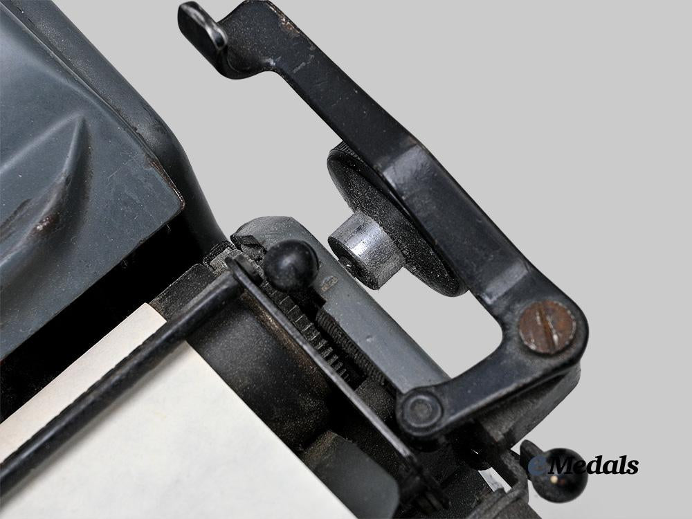 germany,_s_s._an_olympia_robust_typewriter_with_runic_key,_c.1944_e_medals__m0714-5_9