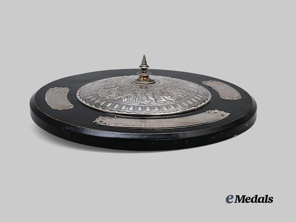 united_kingdom._a_rare_sterling_silver_ashburton_shield,_won_by_molson_brewing_family_e_medals__m0716-1_6
