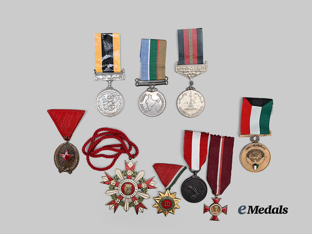 International. A Lot of Medals, Decorations and Awards