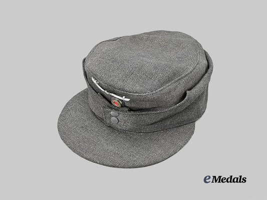 germany,_heer._an_m43_field_cap_for_enlisted_ranks,_late-_war_issue,_by_textil-&_lederverarbeitungswerk_gmb_h_e_medals__m0717-13_7
