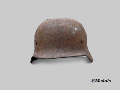 germany,_heer._an_m40_stahlhelm_shell,_relic_condition_e_medals__m0717-14_2