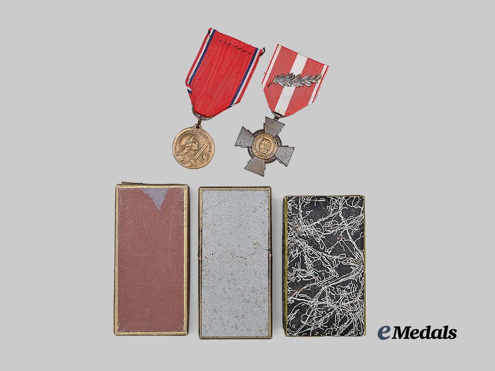 france,_republic._a_lot_of_five_medals&_decorations_e_medals__m0717-23_2