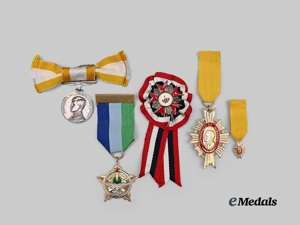 international._a_lot_of_four_orders&_medals_e_medals__m0717-25_5