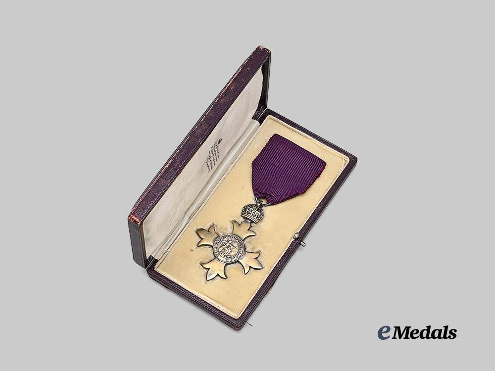 united_kingdom._an_order_of_the_british_empire,(_o._b._e.),_civil_division,1929_e_medals__m0717-26_3
