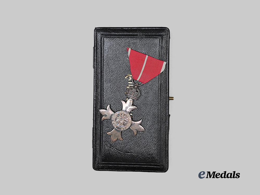 united_kingdom._a_member_of_the_british_empire(_m._b._e.),_military_division,1929_e_medals__m0717-27_6