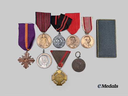 europe._a_lot_of_medals&_decorations_e_medals__m0717-28_2
