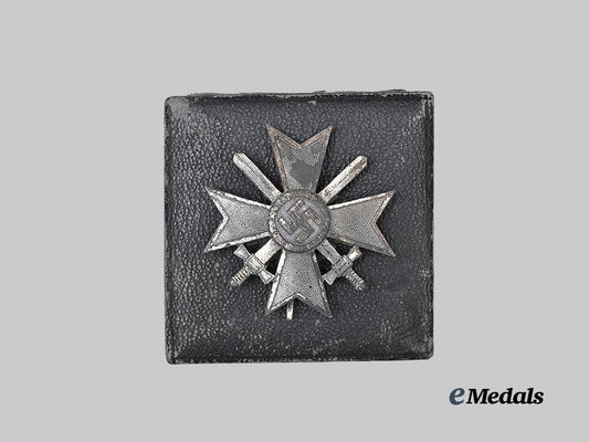 germany,_wehrmacht._a_war_merit_cross_i_class_with_swords_and_case,_by_wilhelm_deumer_e_medals__m0717-2_4