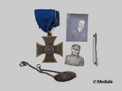united_kingdom._a_lot_of_medals&_identity_discs_e_medals__m0717-37_7
