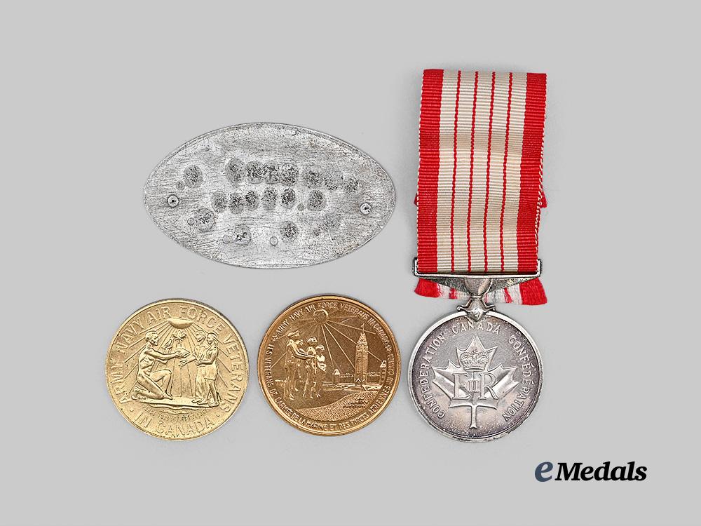 canada,_commonwealth._a_lot_of_awards&_an_r_c_a_f_i_d_e_medals__m0717-39_7
