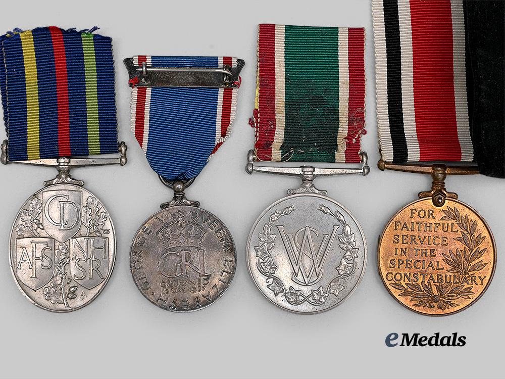 united_kingdom._a_lot_of_five_medals&_awards_e_medals__m0717-46_11