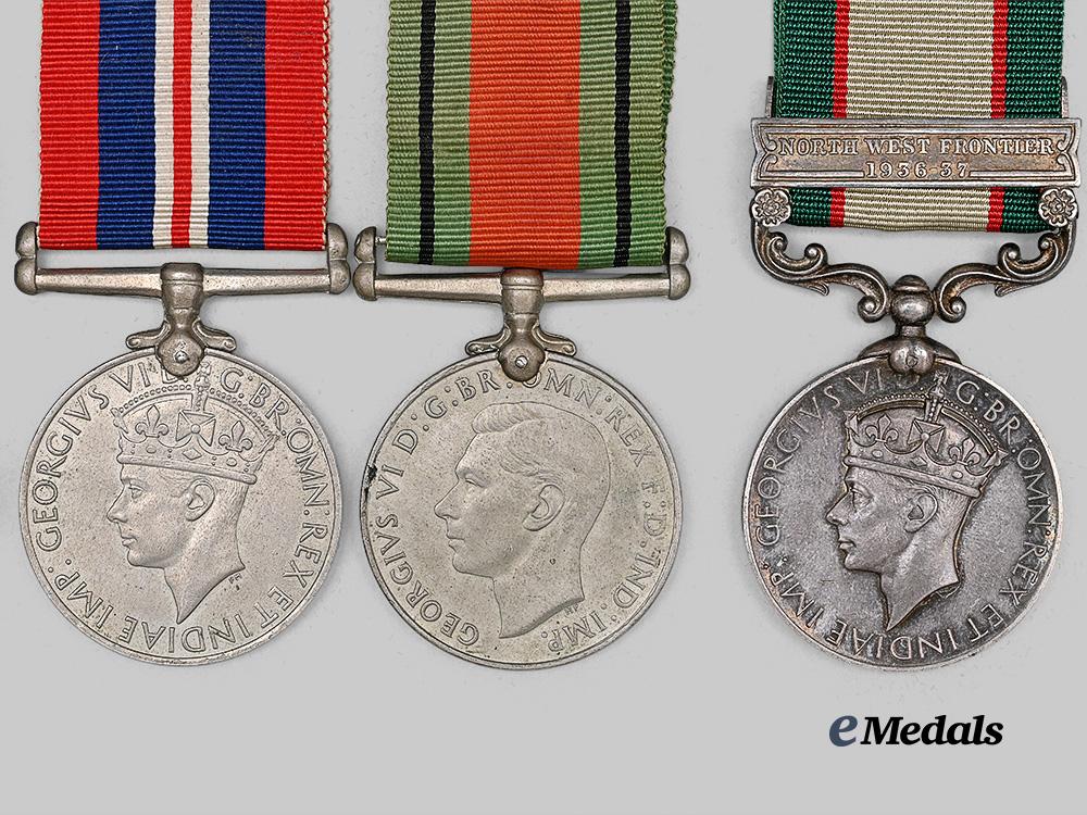 united_kingdom._a_lot_of_service&_campaign_medals_e_medals__m0717-47_3