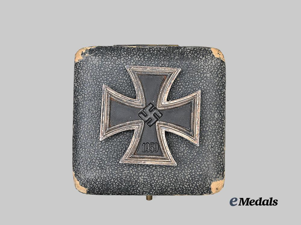 germany,_wehrmacht._a1939_iron_cross_i_class,_with_case,_by_rudolf_souval_e_medals__m0717-4_4