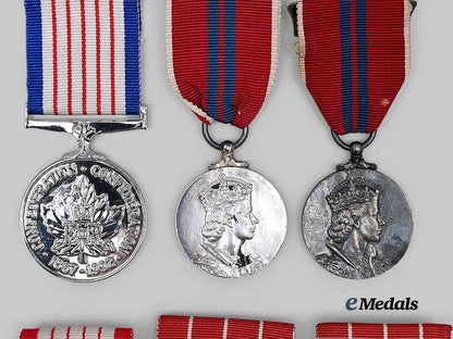 canada,_commonwealth._a_lot_of_service&_commemorative_medals_e_medals__m0717-54_7