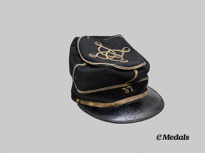 france,_republic._an_m1884_lieutenant34th_artillery_regiment_officer's_kepi,_c.1914_e_medals__m0717-58_3