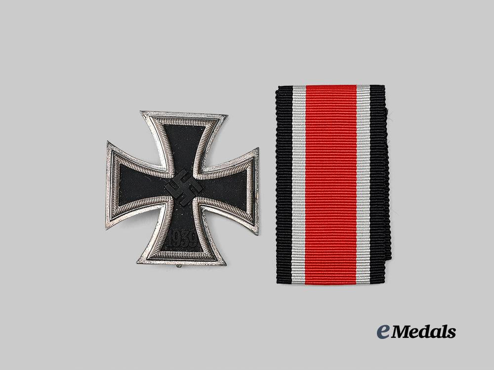 germany,_wehrmacht._a1939_iron_cross_i_class,_b-_core_variant_with_case,_by_klein&_quenzer_e_medals__m0717-5_5