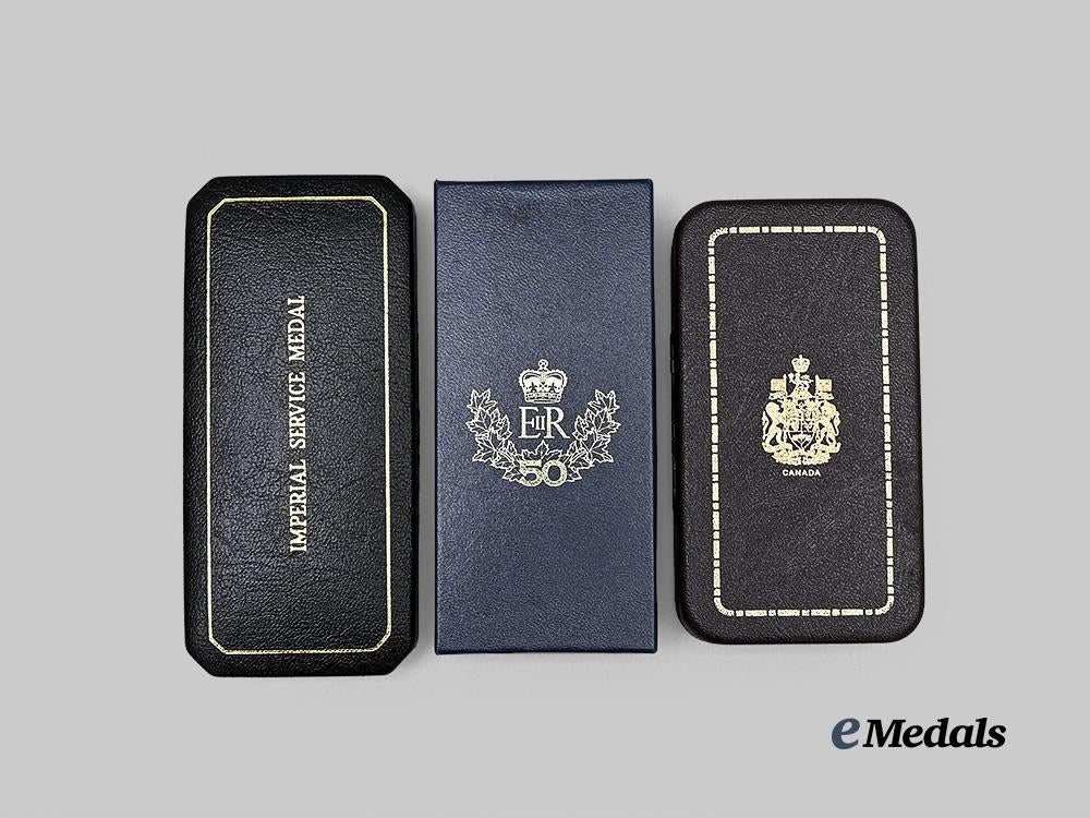canada,_commonwealth._three_commemorative_awards_e_medals__m0717-60_2