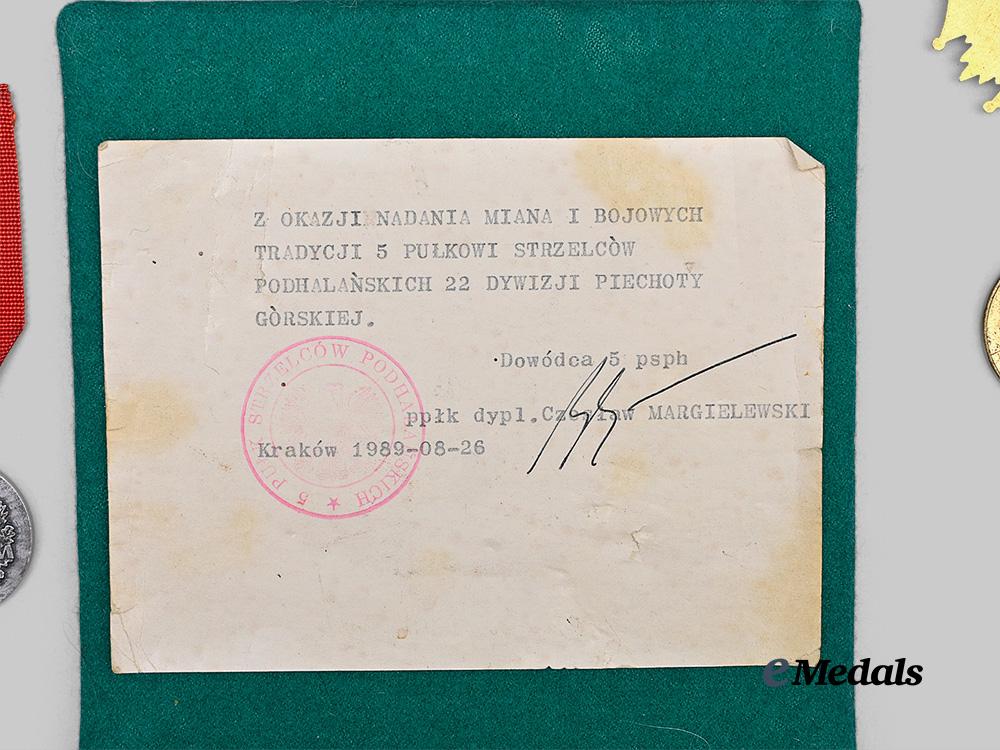 poland,_republic._a_lot_of_medals,_decorations&_insignia_e_medals__m0717-63_4