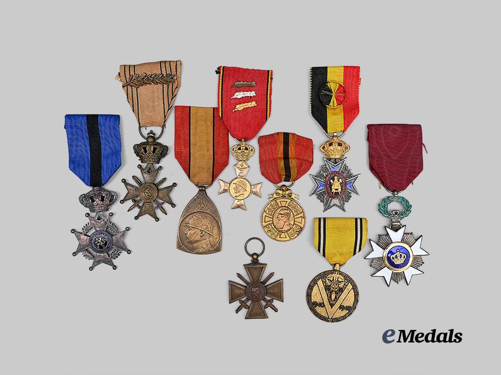 belgium,_kingdom._a_lot_of_orders,_medals&_decorations_e_medals__m0717-69_5