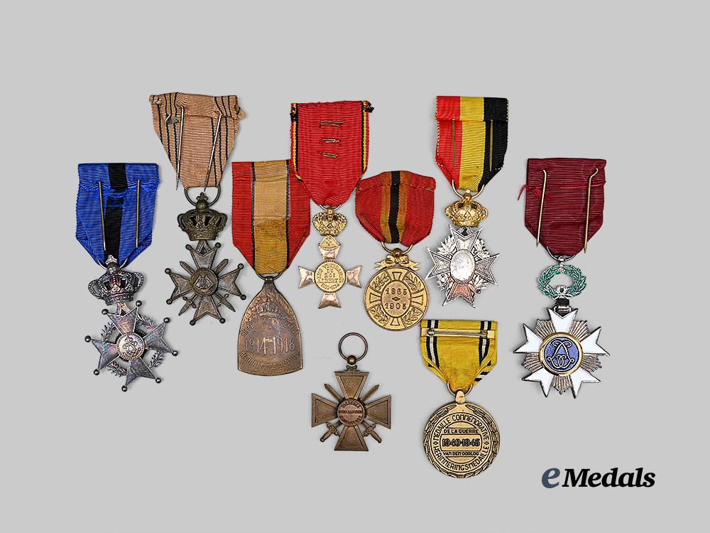belgium,_kingdom._a_lot_of_orders,_medals&_decorations_e_medals__m0717-69_6