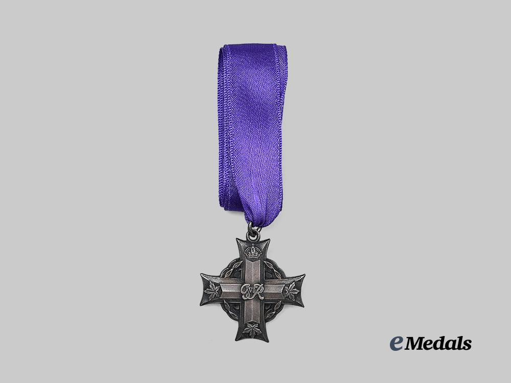canada,_commonwealth._a_memorial_cross_to_p/_o_edwin_myles1943_e_medals__m0717-78_6