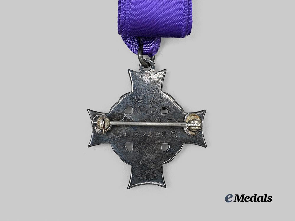 canada,_commonwealth._a_memorial_cross_to_p/_o_edwin_myles1943_e_medals__m0717-78_9