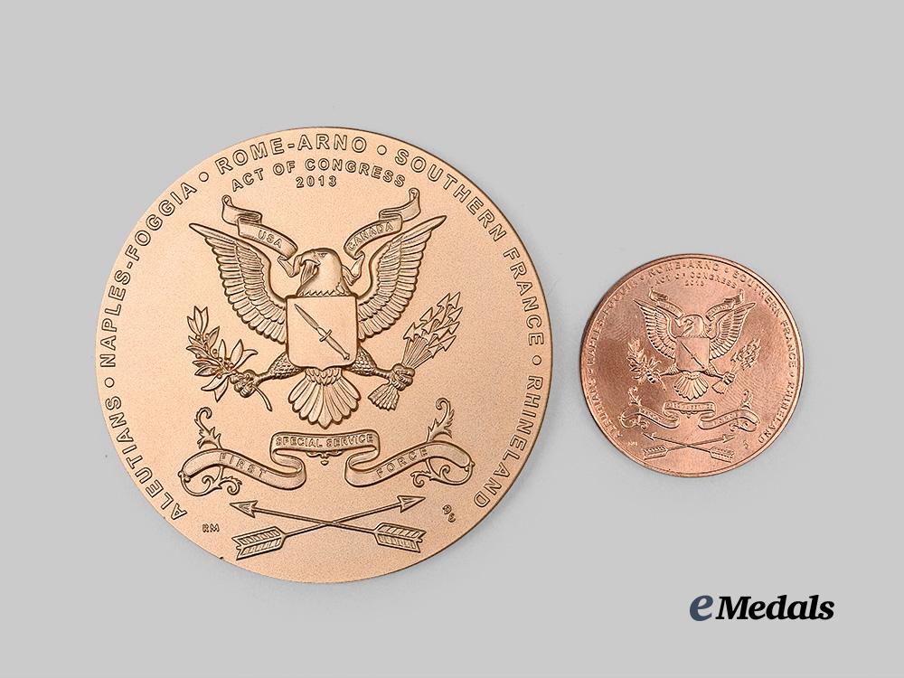 united_states._a_first_special_service_force_table_medal_e_medals__m0717-81_6