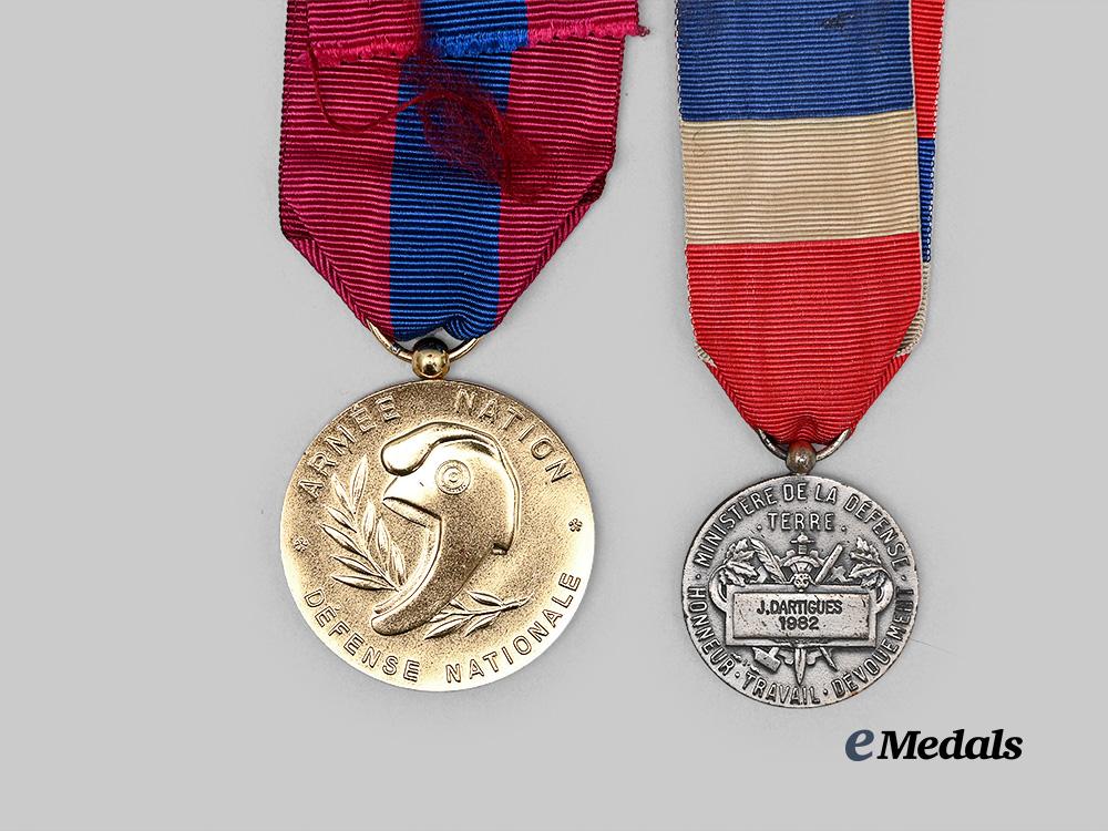 france,_republic._a_lot_of_five_orders&_decorations_e_medals__m0717-89_10