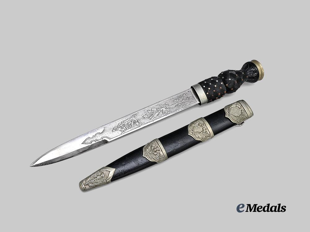 scotland._a_scottish_piper’s_dirk,_c.1955_e_medals__m0717-91_3