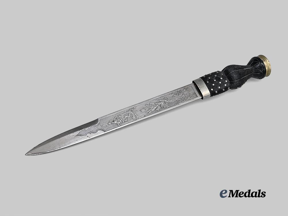 scotland._a_scottish_piper’s_dirk,_c.1955_e_medals__m0717-91_5