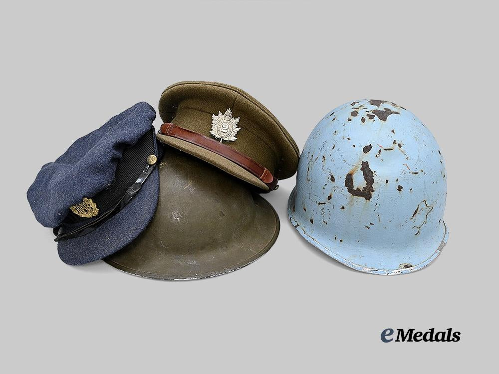 canada,_commonwealth._a_lot_of_headgear_e_medals__m0717-9_2