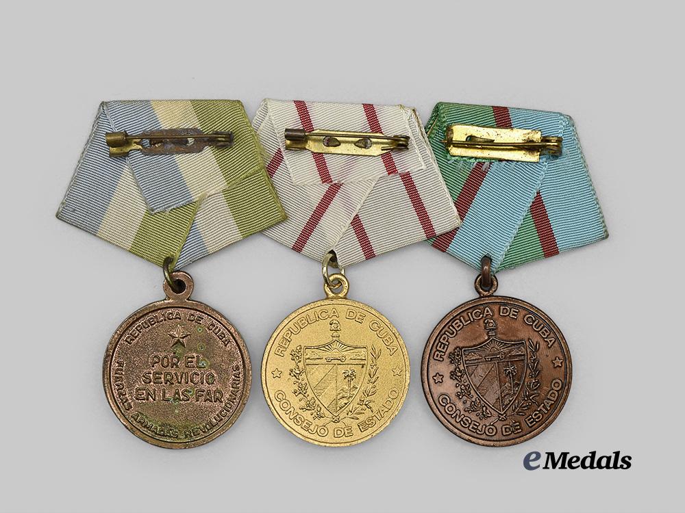 cuba,_republic._a_group_of_three_armed_forces_medals_and_commemorative_e_medals__w8417_3