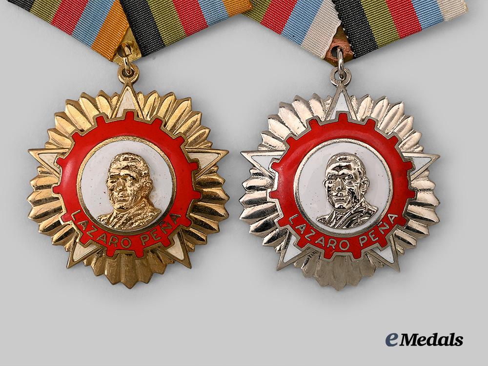 cuba,_republic._a_pair_of_orders_of_lázaro_peña,_first_and_second_class_e_medals__w8420_4