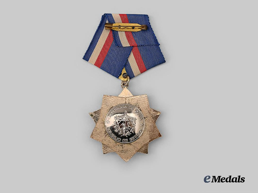 cuba,_republic._an_order_of_carlos_manuel_de_céspedes_e_medals__w8421_5