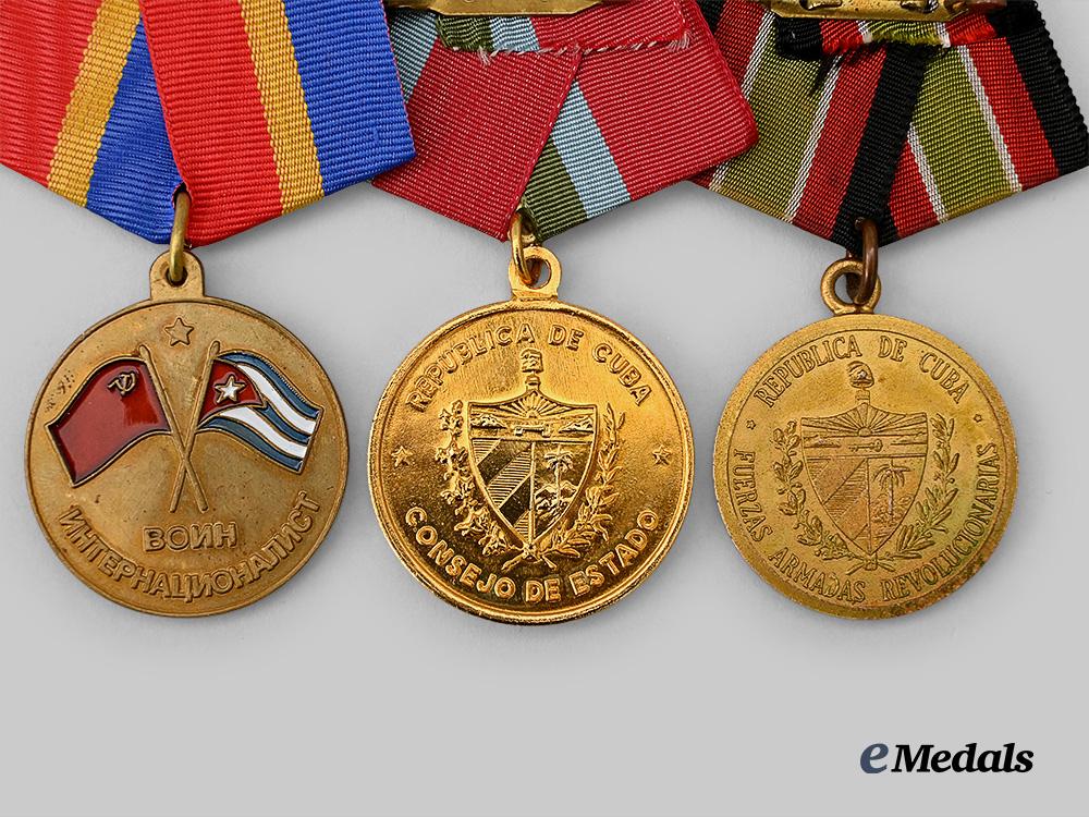 cuba,_republic._a_lot_of_six_medals_related_to_the_revolutionary_armed_forces(_f_a_r)_and_internationalist_solidarity_e_medals__w8438_7