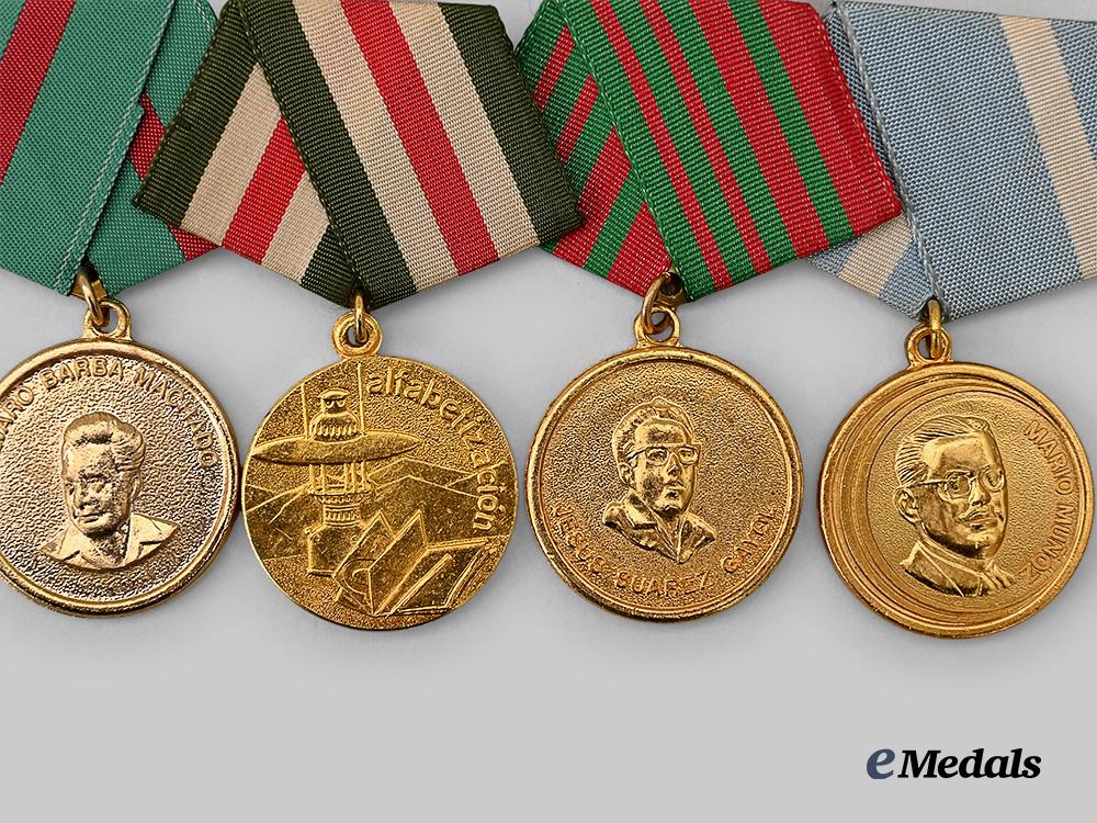 cuba,_republic._a_group_of_nine_distinction_and_commemorative_medals_e_medals__w8442_4