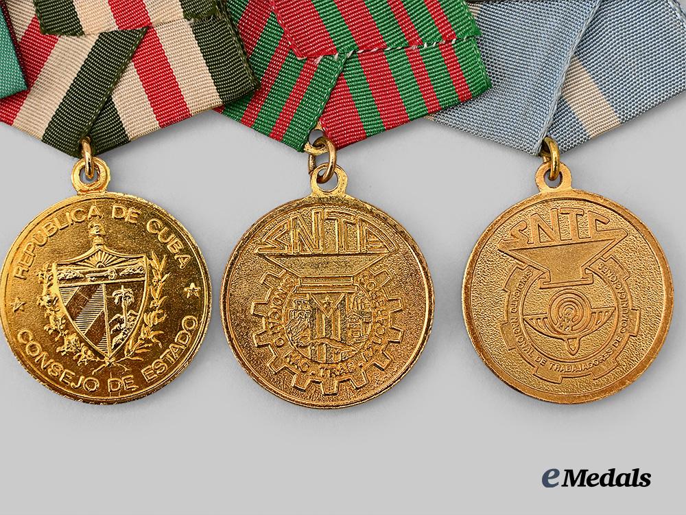 cuba,_republic._a_group_of_nine_distinction_and_commemorative_medals_e_medals__w8442_8
