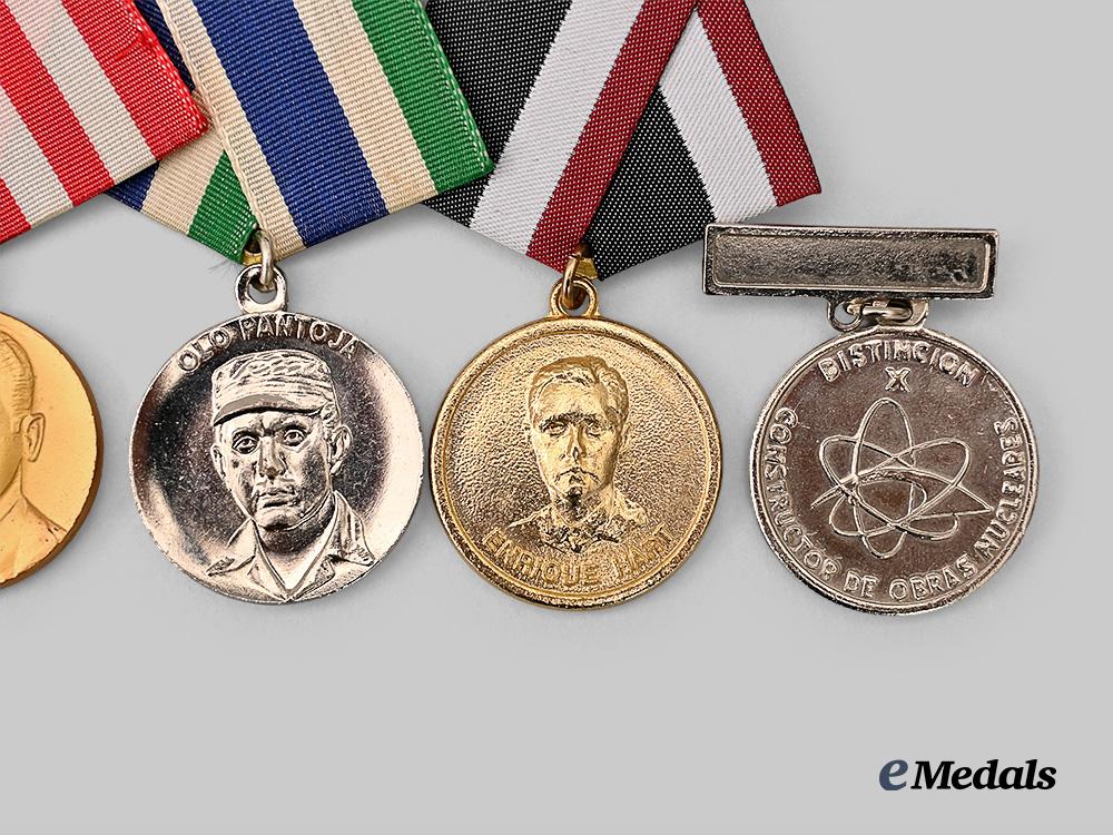 cuba,_republic._a_group_of_nine_distinction_and_commemorative_medals_e_medals__w8443_4