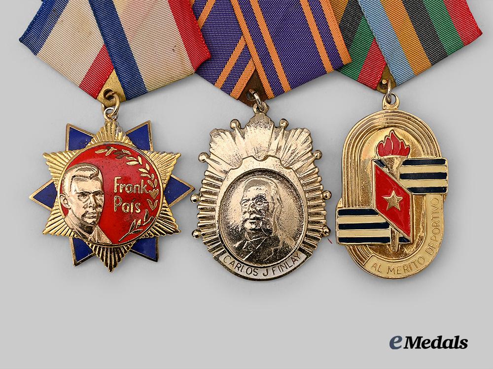 cuba,_republic._a_group_of_three_orders_of_merit_and_distinction_medals_e_medals__w8446_4