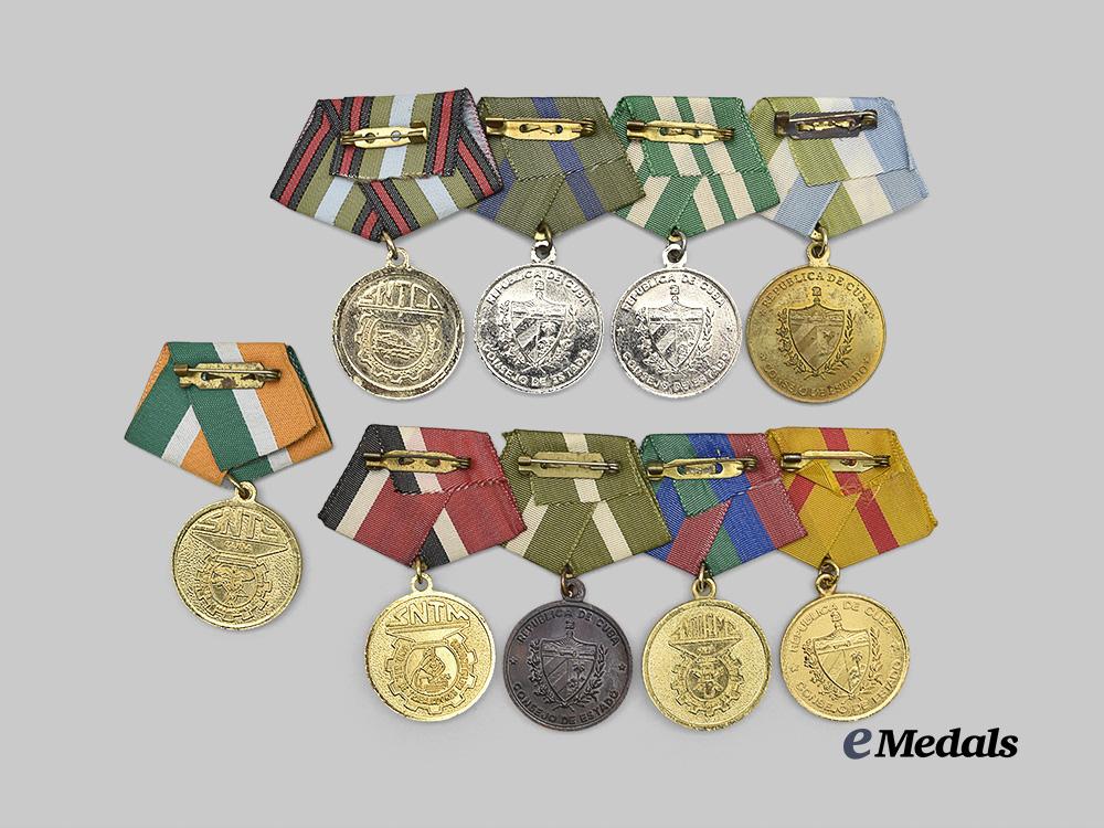 cuba,_republic._a_group_of_nine_distinction_and_commemorative_medals_e_medals__w8447_9
