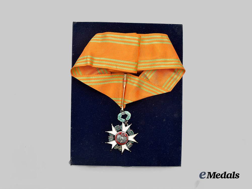 south_korea._an_order_of_sport_merit,_geosang_medal(_i_i_i_class),_in_case_e_medals__w8456_4