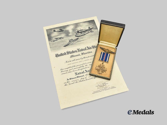 united_states._a_d_f_c_to_captain_mc_bryde_jr._united_states_marine_corps_e_medals__w8463_2
