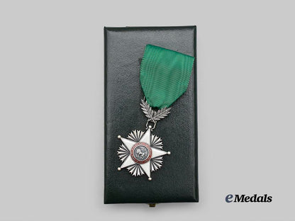 senegal._an_order_of_the_lion,_knight_in_case_e_medals__w8464_5