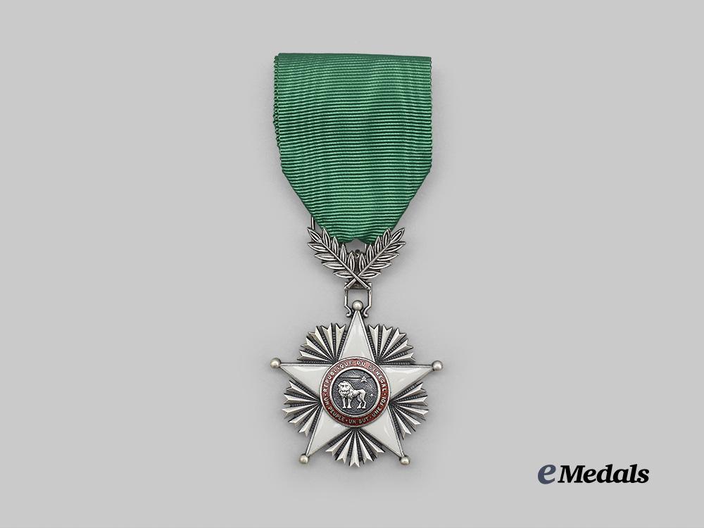senegal._an_order_of_the_lion,_knight_in_case_e_medals__w8464_6