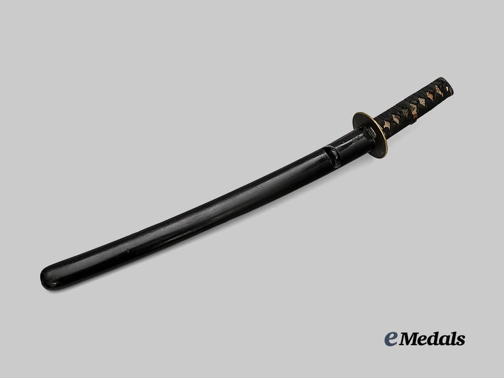 japan,_empire._a17th_century(_edo_period)_wakizashi_by_tanba-no-_kami_yoshimichi_e_medals__w8466_2