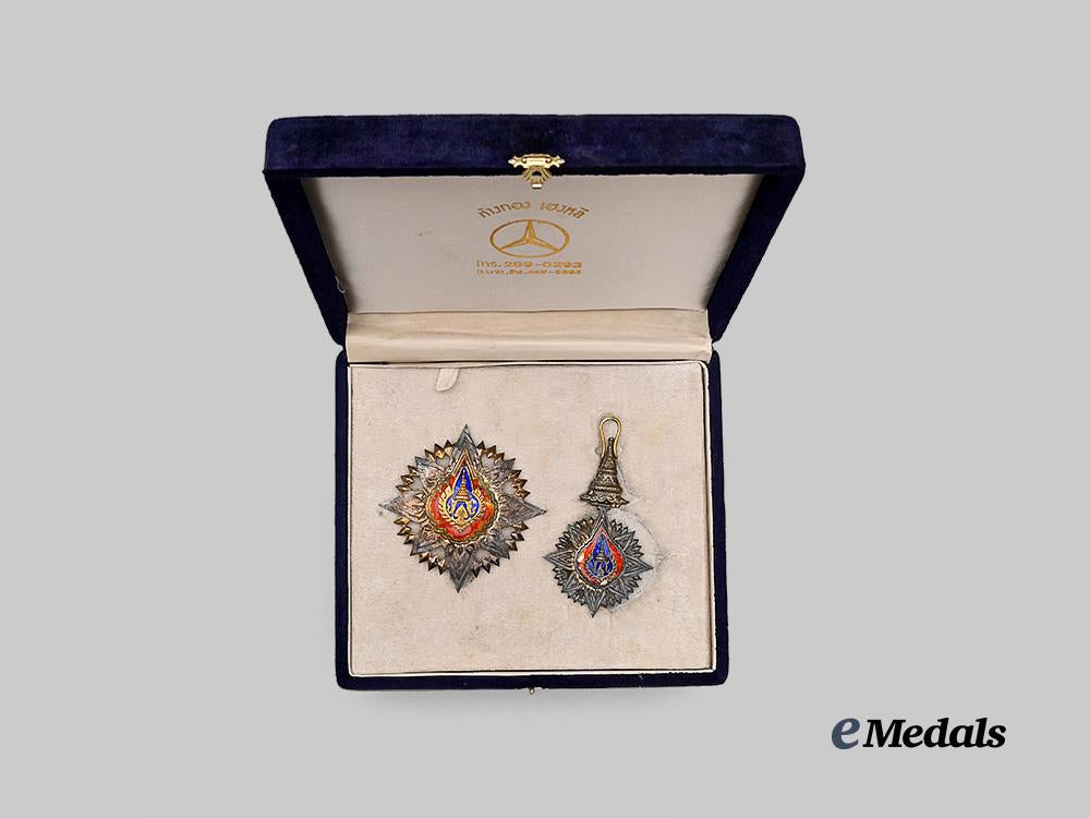 thailand,_kingdom._an_order_of_the_crown_of_thailand,_i_class_grand_cross_in_case_e_medals__w8468_3