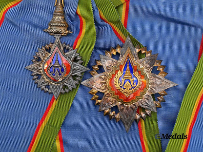 thailand,_kingdom._an_order_of_the_crown_of_thailand,_i_class_grand_cross_in_case_e_medals__w8468_4