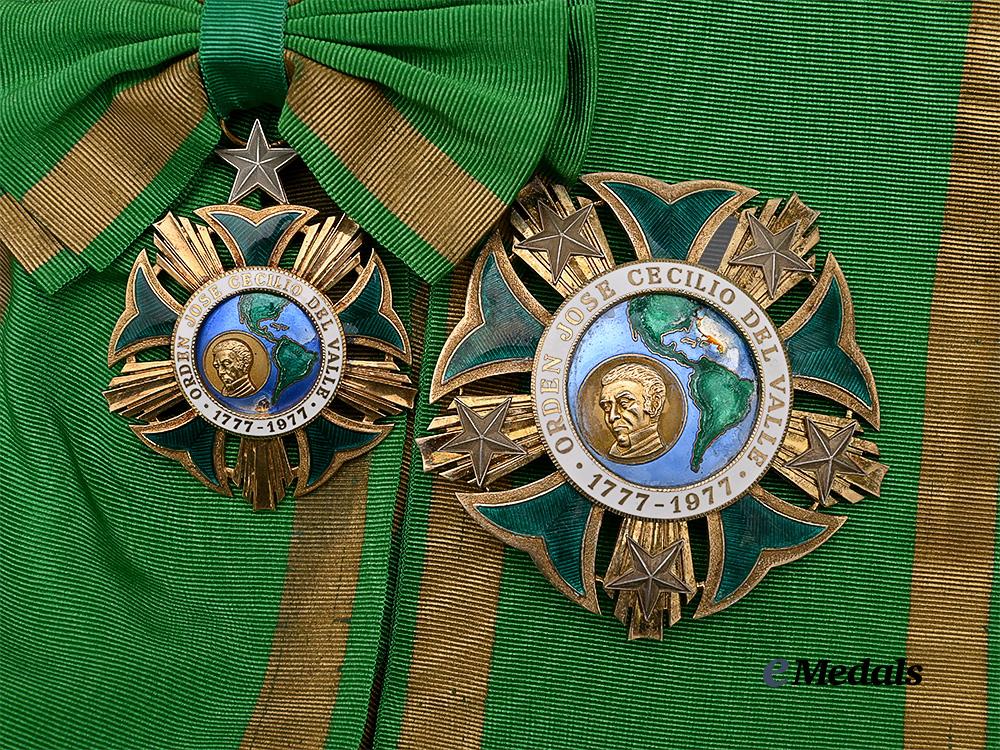 honduras._an_order_of_jose_cecilio_del_valle,_i_class_grand_cross_set_by_cejalvo_e_medals__w8477_2