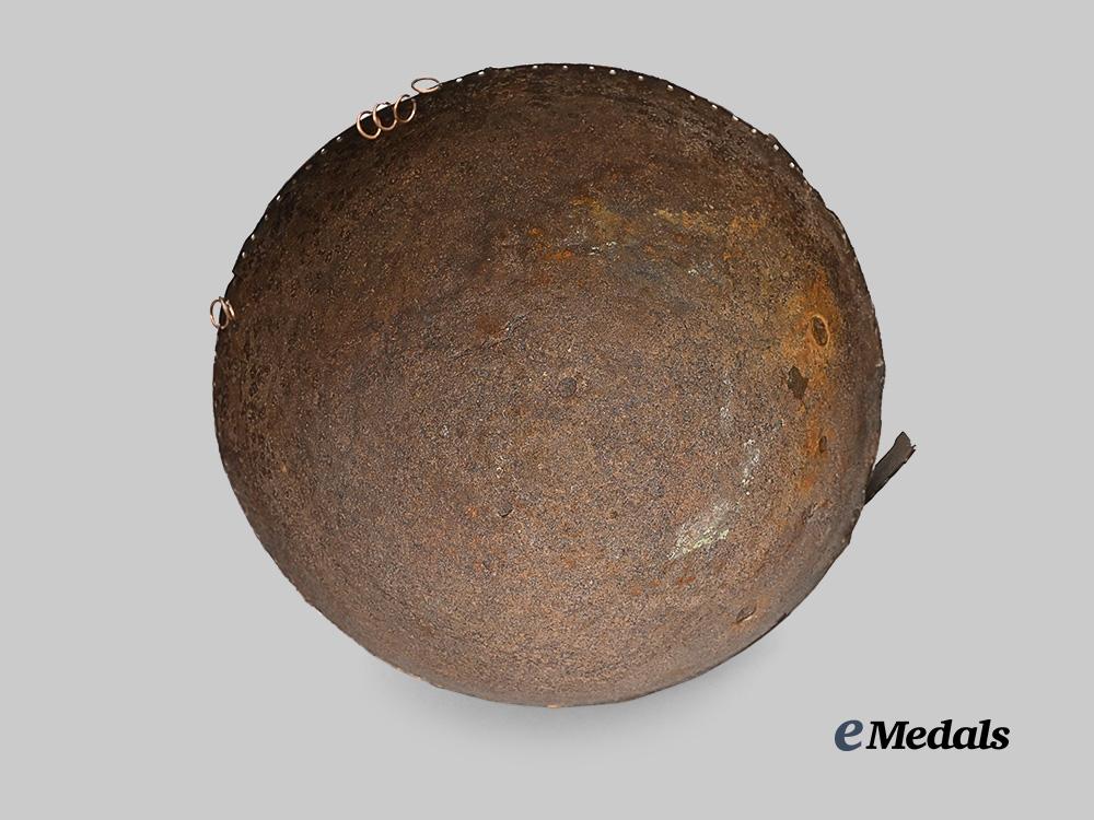 india,_persia._an18th_century_top(_kulah_khuds)_helmet_e_medals__w8481_7