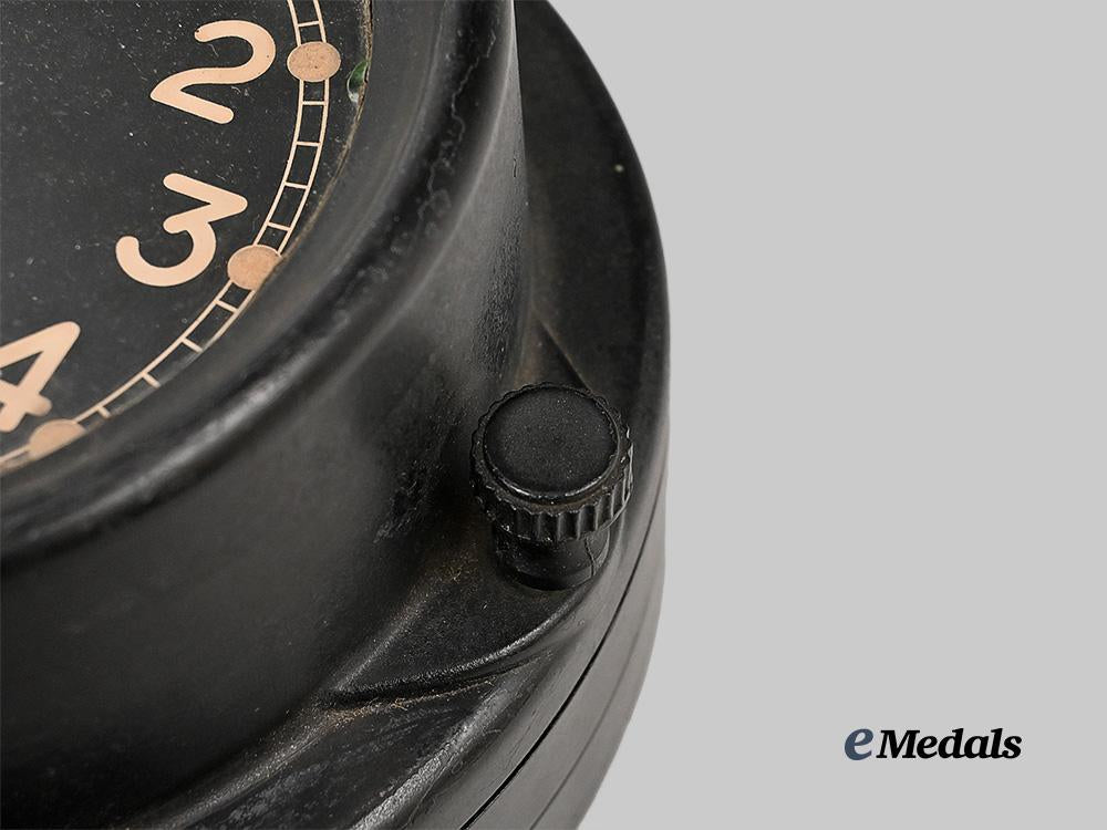 united_states._a_thomas_ship’s_deck_clock,_by_chelsea,_boston,1943_e_medals__w8482_14