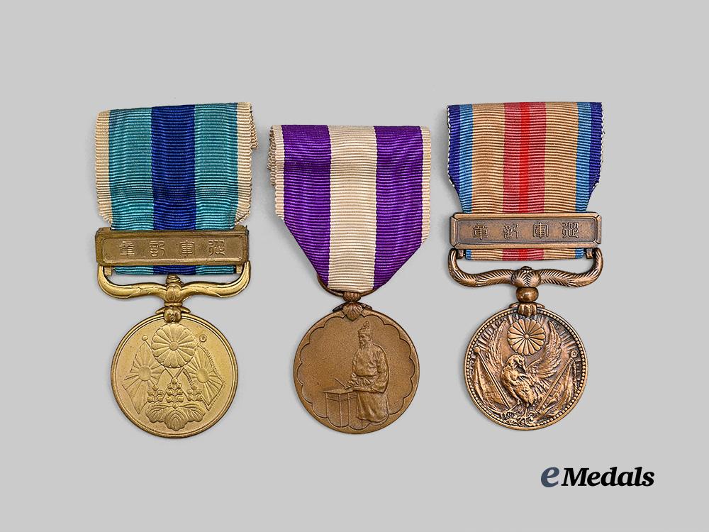 japan,_empire._a_lot_of_three_medals&_awards_e_medals__w8485_6